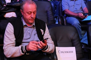 Валерий Радаев и Олег Грищенко прибыли на чемпионский бой