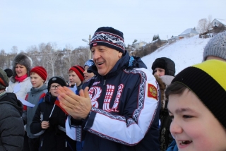Победителем лыжного VIP-заезда вновь стал глава регионального МЧС Игорь Качев