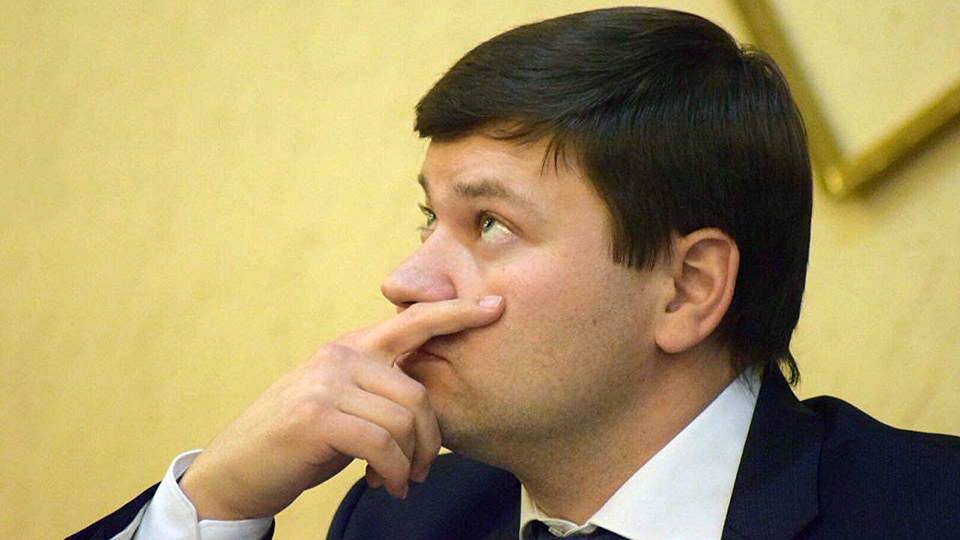 На достройку домов Алексея Абасова необходимо три миллиарда рублей