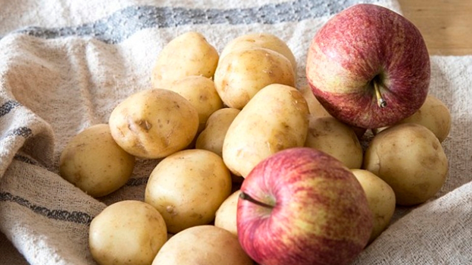 Саратовстат: подорожали картофель и яблоки
