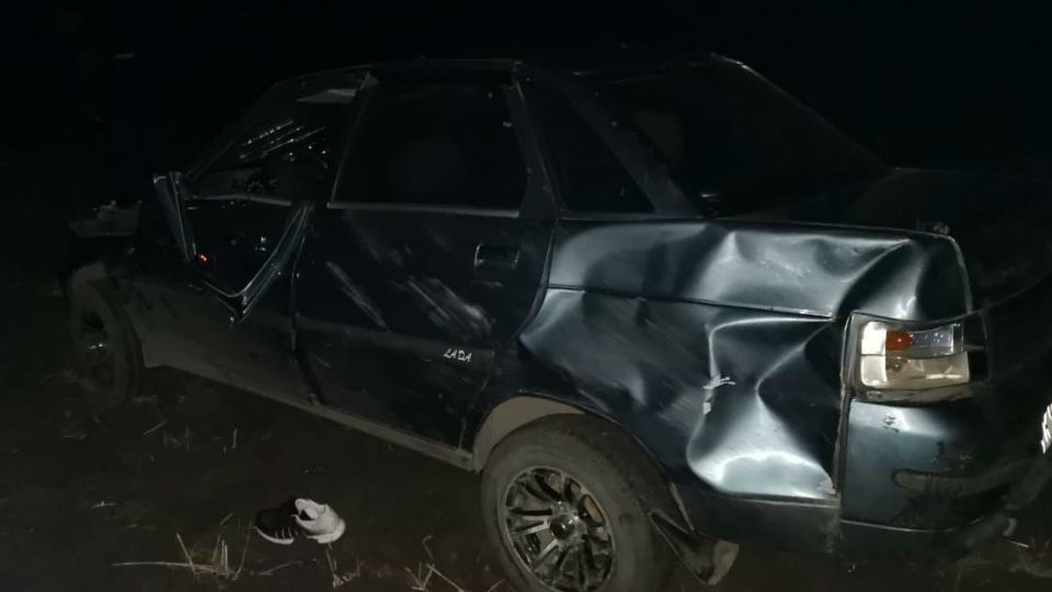 Ночью под Саратовом погиб водитель перевернувшейся 