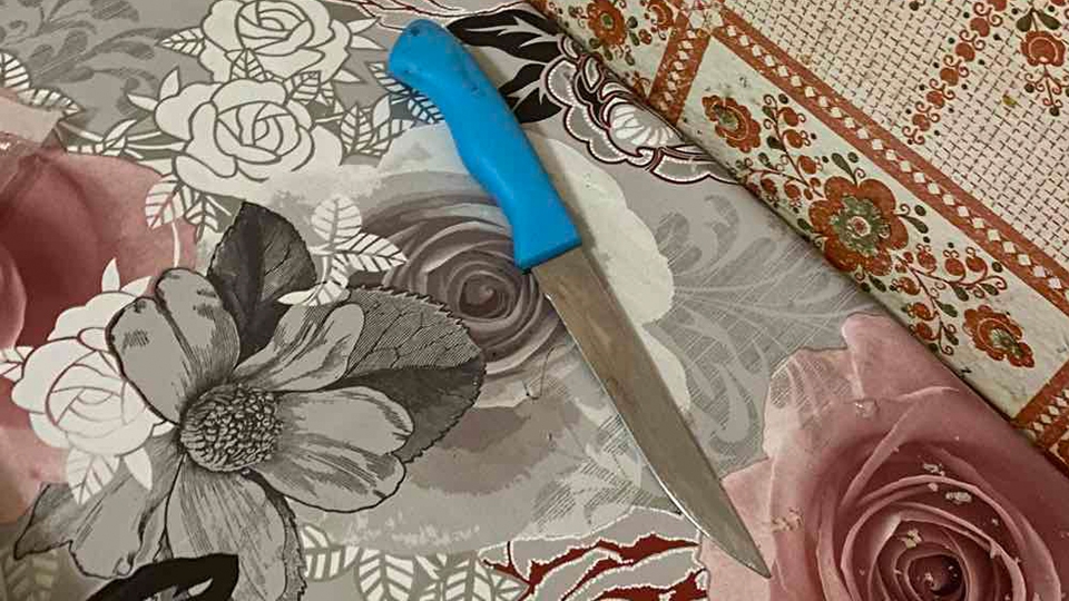Разбойник с ножом ограбил офис микрозаймов в Энгельсе
