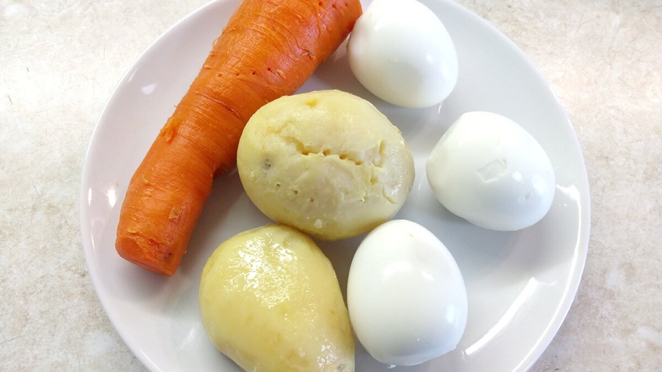 Саратовстат: яйца, картофель и морковь вновь дорожают