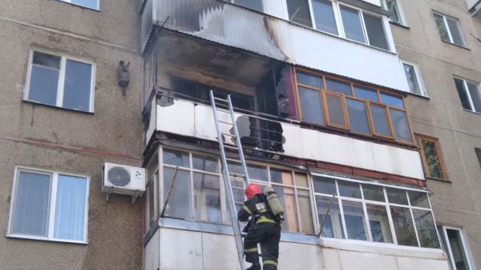 В Заводском районе пожарные эвакуировали из девятиэтажки 25 человек