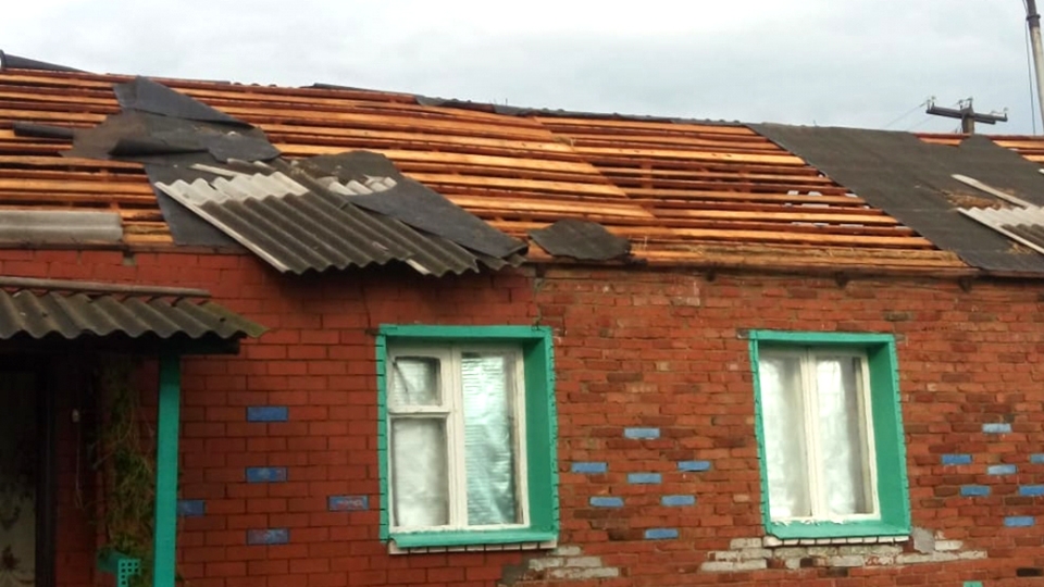 Ураган в Саратовской области повредил почти 140 домов. Комментарий зампреда