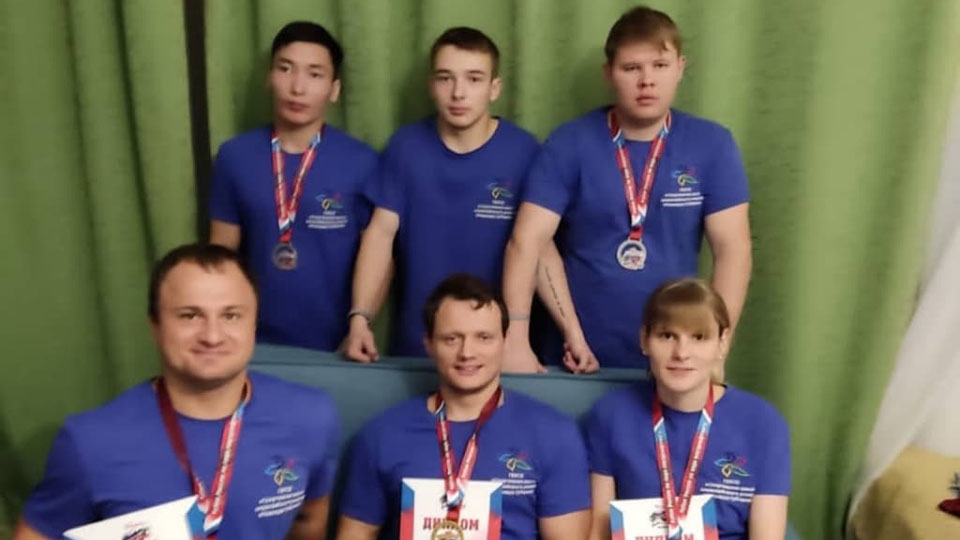 Саратовские пауэрлифтеры выиграли шесть медалей Кубка России