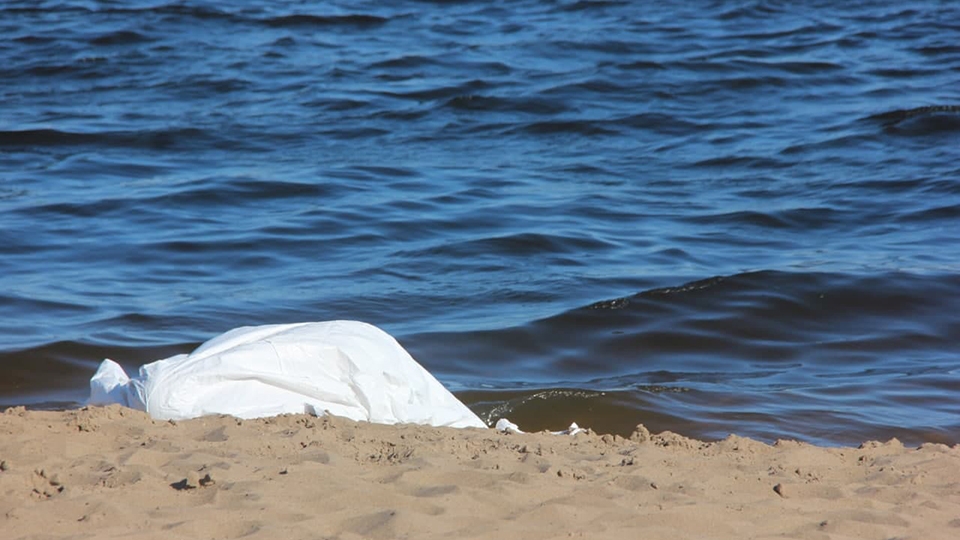 За первый месяц лета утонули 15 саратовцев, из них трое – дети
