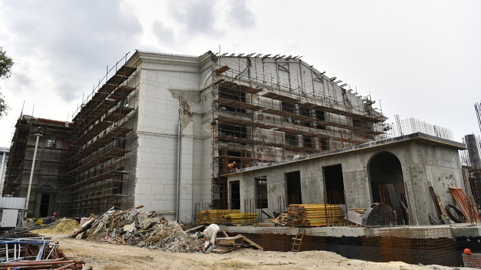 Сроки реконструкции оперного театра в Саратове будут продлены