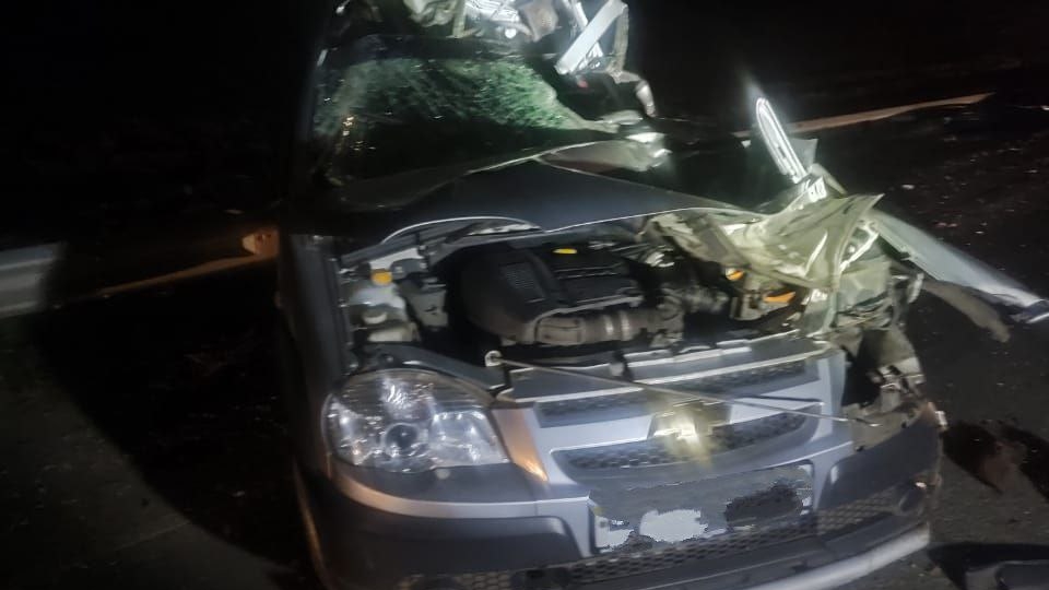 В столкновении с трактором на саратовской трассе погиб молодой водитель