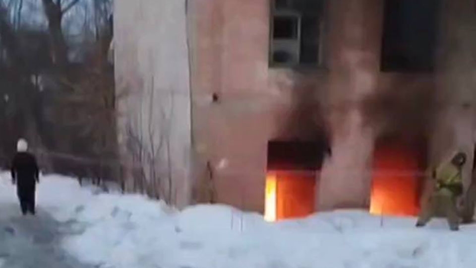 В Ленинском районе горела очередная пустующая двухэтажка
