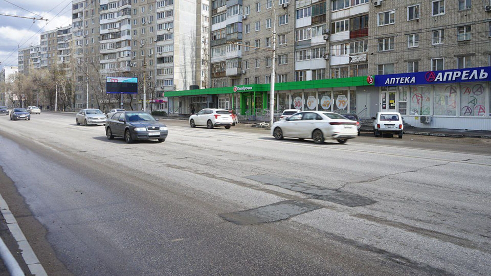В Саратове отремонтируют два участка улицы Чернышевского