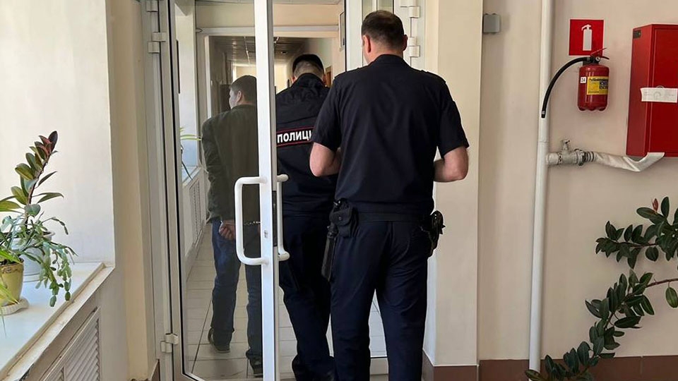 Труп у многоэтажки в Солнечном. Обвиняемый в убийстве прохожего арестован