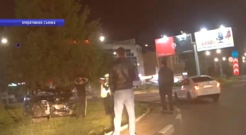 В Саратове пьяный парень угнал иномарку и устроил гонки с полицией