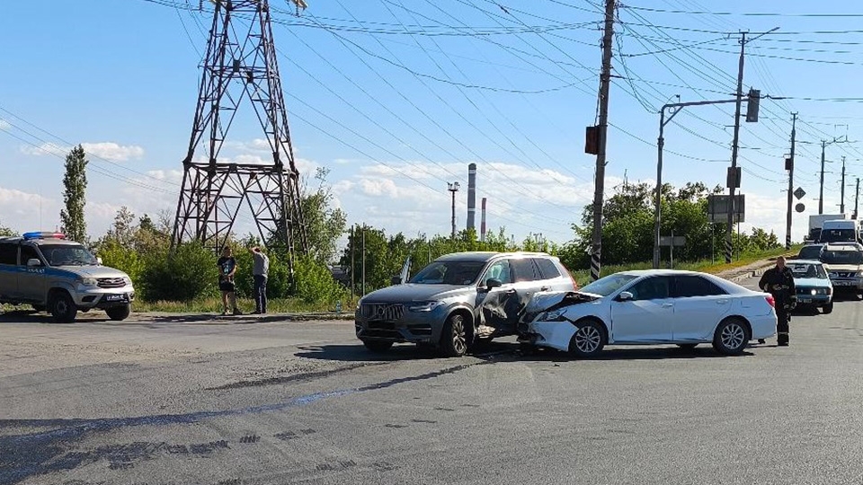 На Саратовском шоссе пострадали две пожилые пассажирки