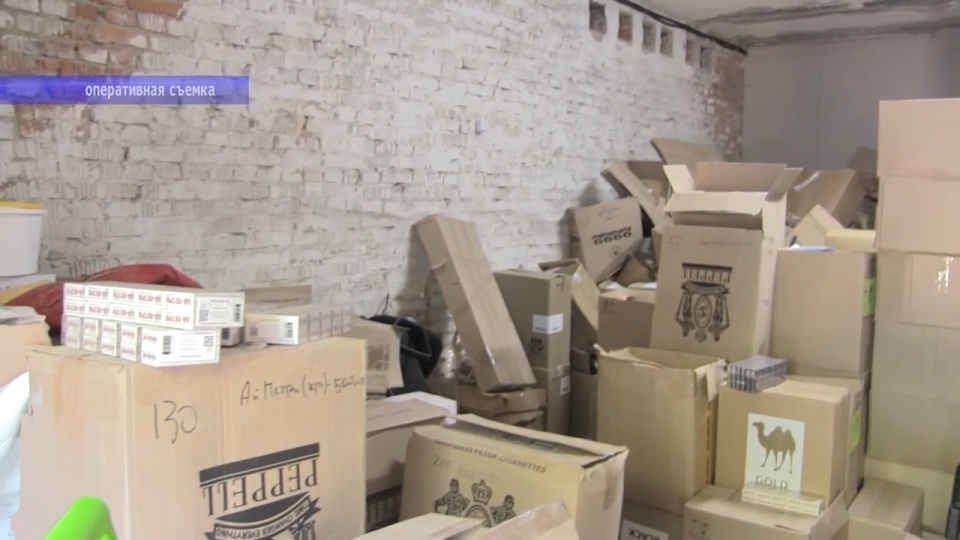 На складах в Саратове нашли 400 тысяч пачек контрафактных сигарет