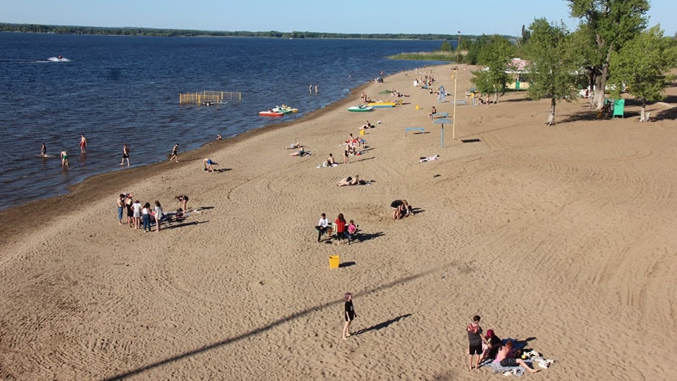 В Саратовской области открылось уже больше десятка пляжей