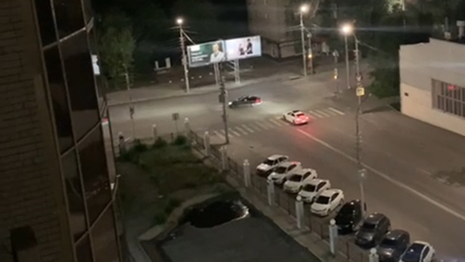 Жители Саратова возмущены ночными развлечениями автохулиганов. Видео