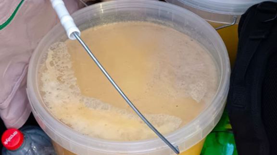 Из Саратовской области в Туркменистан не выпустили 200 кг меда