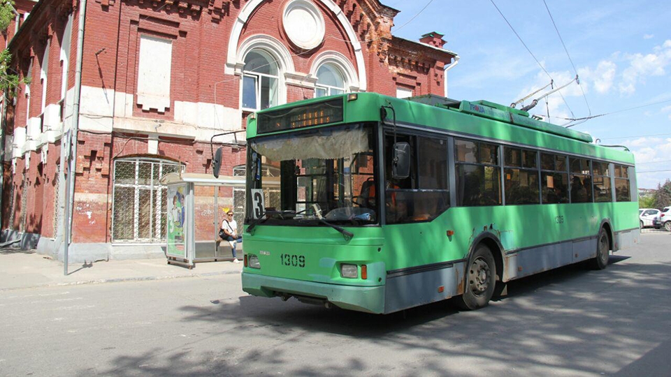 В Саратове из-за работ энергетиков остановят три маршрута троллейбуса