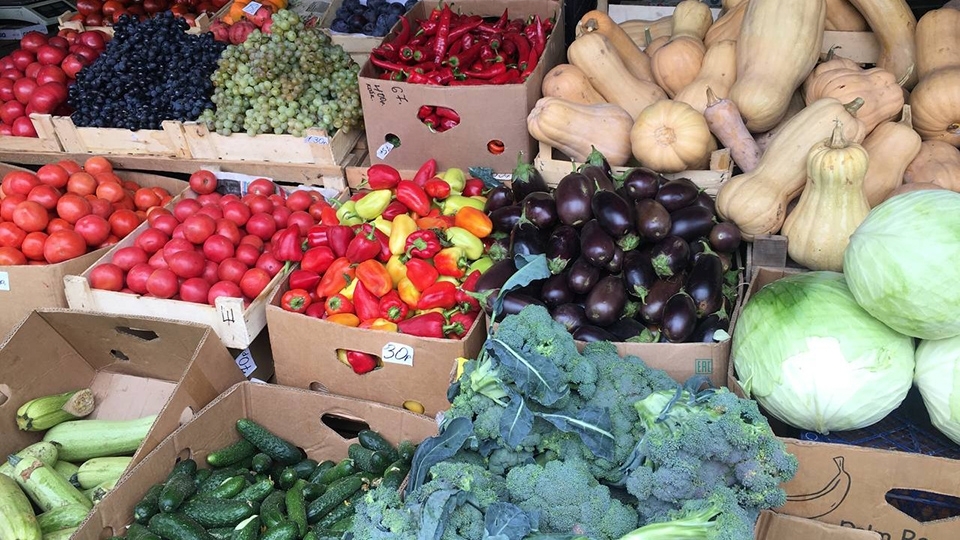 За неделю в Саратовской области подешевело втрое больше продуктов, чем подорожало