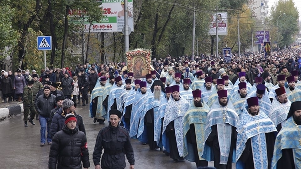 Крестный ход в Саратове. Власти перекроют улицу Чернышевского и прилегающие к ней дороги