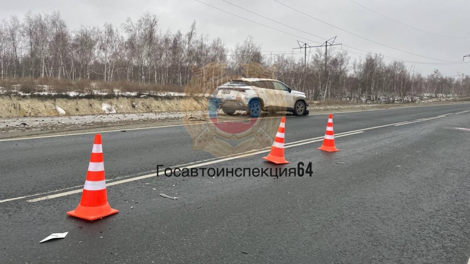 На саратовской трассе автоледи на 