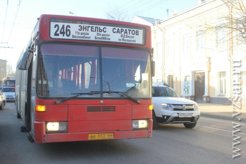 Автобус 246. Автобус 246 Саратов Энгельс. 246 Автобус маршрут Саратов. Маршрут 246 Саратов Энгельс. Автобус Саратов Энгельс.