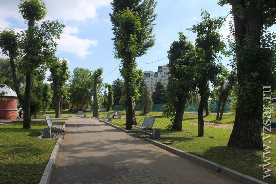 Камеры энгельс. Центральный парк Энгельс. Парк Энгельс центр. Энгельс набережная парк. Парк офицеров в Энгельсе.