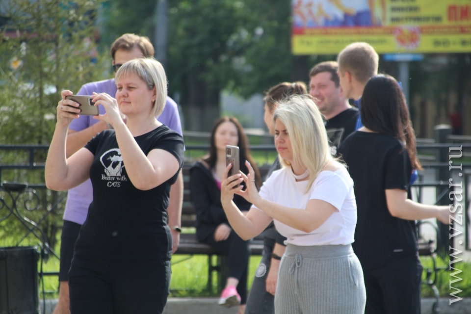 Новости саратова взгляд. Развлечения Саратовский госслужащих над женщинами. Взсар Саратов новости.