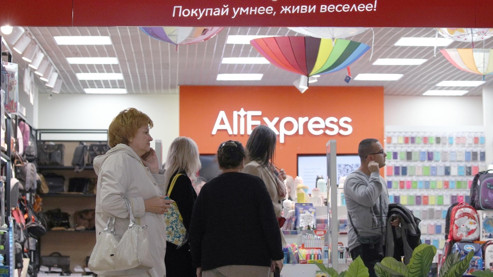 Товары с AliExpress появятся в российских салонах связи | Новости Саратова  и области — Информационное агентство 